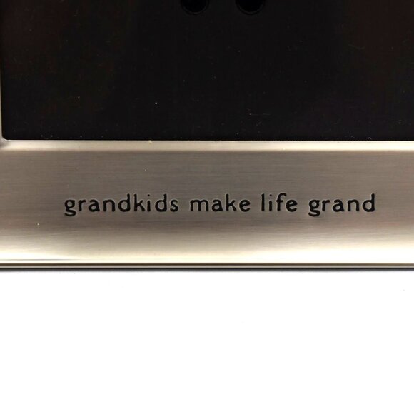 Grandkids Make Life Grand Photo Frame 4x6 Silver Tone Easel Back - Picture 2 of 3